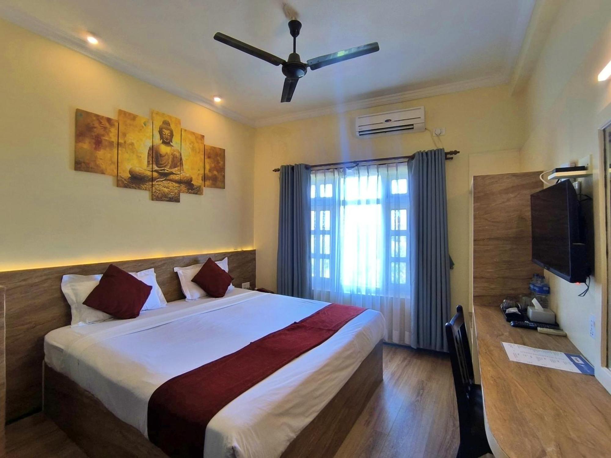 Hotel Peaceland Lumbini Экстерьер фото